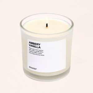 Ambery Vanilla Candle